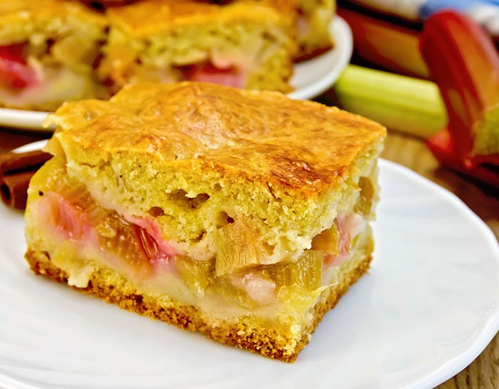 Rhubarb Cake